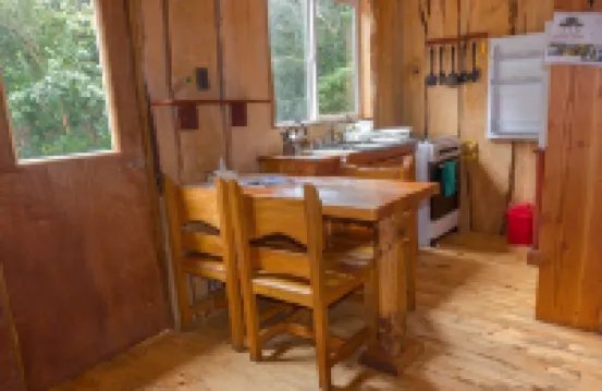 恩森那達原生森林小屋酒店