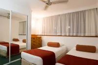 Cedar Lake Country Resort Hotels in der Nähe von Hinze Dam