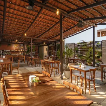 Valencia Hotel Natal