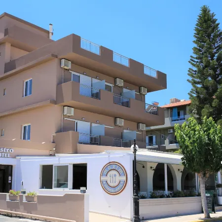 Castro Hotel Отели рядом с достопримечательностью «Пляж Амудара»