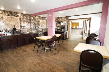 Americas Best Value Inn and Suites Sidney