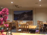 Lake Roxburgh Lodge - breakfast