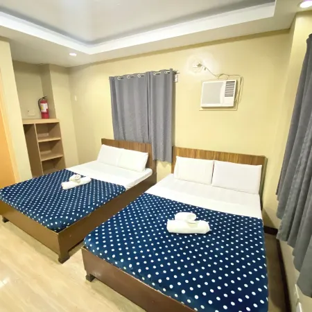 East Square Inn