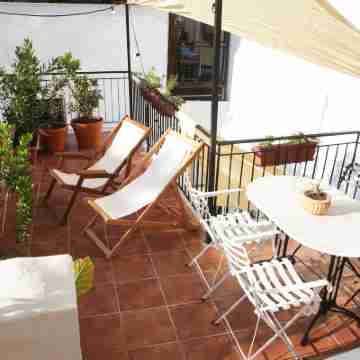 Live in Athens, Thiseio Historic House Hotel Exterior