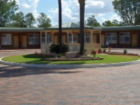 Nandewar Motor Inn Hotels in Narrabri