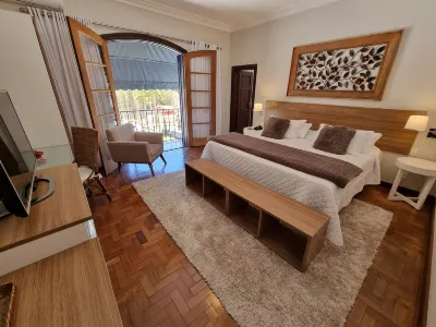 Saison Resort & Spa