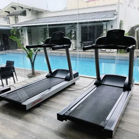 Avenue Suites Hotel