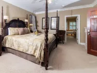 Pleasanton Courtyard B&B Hotels in Fayette County