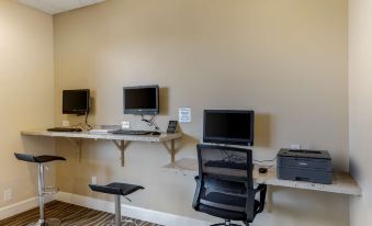 Best Western Plus South Coast Inn