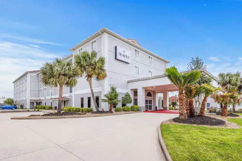 The Marco Hotel Lake Charles - parking