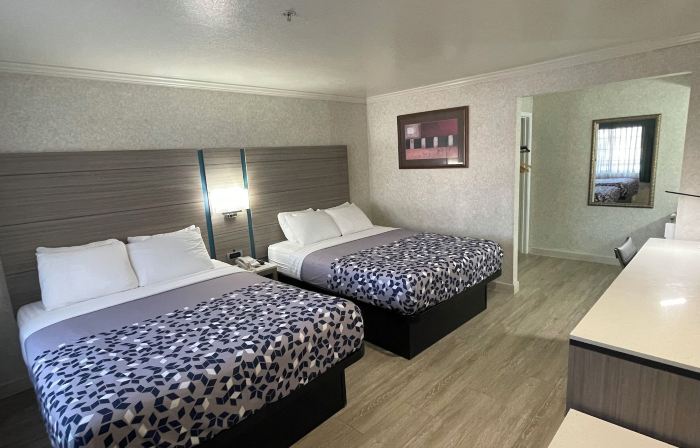 Discovery Inn