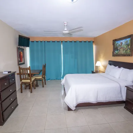 Jarabacoa River Club & Resort