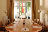 โรงแรมพาร์ค ฮึบเนอร์