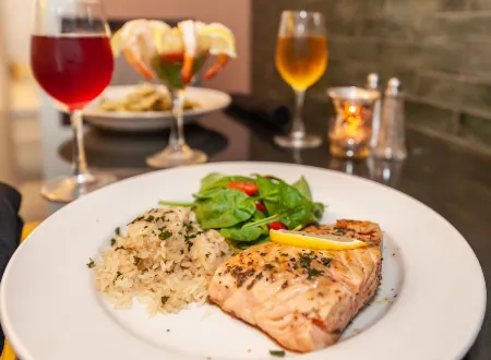 Bellissimo Hotel, Trademark by Wyndham Near Foxwoods Casino Отели рядом с достопримечательностью «Foxwoods Resort and Casino (Connecticut)»