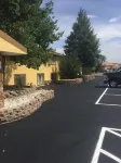 Super 8 by Wyndham Craig - parking