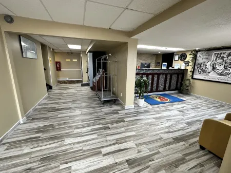 Super 8 by Wyndham Eau Claire WI