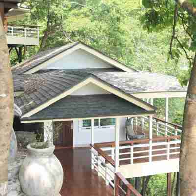 Matinloc Island Resort Hotel Exterior