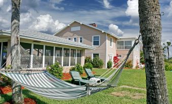 Beachfront Bed & Breakfast