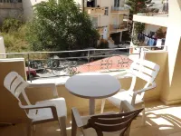 Alexandra Hotel