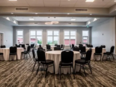 อัมสเตอร์ดัม อินน์ & สวีทส์, แอน แอสเซนด์ คอลเลกชัน โรงแรม โรงแรมในCarleton County