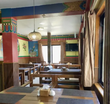 Hotel Grand Shambala Отели в г. Муктинатх