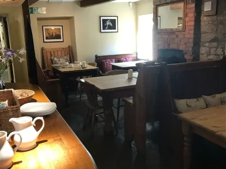 The Coach House Inn Отели в г. Даддингтон-вит-Финшейд