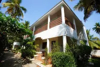 Green Coconut Resort Các khách sạn ở Padur