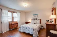 3-Bedroom Lakefront House