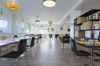 Comfort Hotel Linas - Montlhery Hotels in Linas