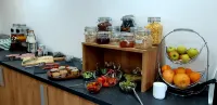 Vén Diófa De Lux Panzió - breakfast