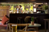 The Bear of Rodborough Hotel