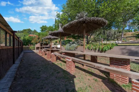 Comarquinal Bioresort Penedes Отели в г. Фонтруби