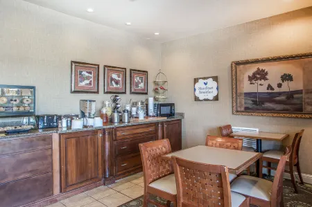 MainStay Suites St Robert-Fort Leonard Wood