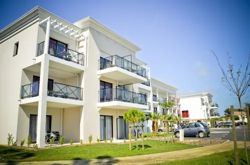 Adonis La Baule Appart'hôtel - 스파