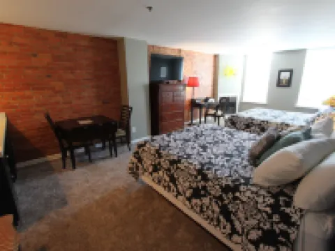 Lodging at the Gaffer Inn Hotels in Corning