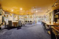Archibald Hotel - parking