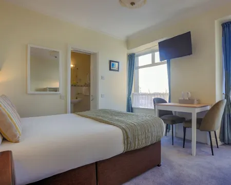 The Waterfront Hotels in Dingle