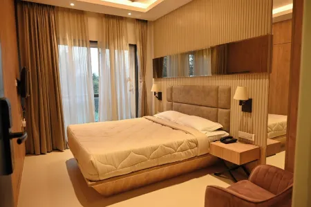 Farmhouse Residency Malad Отели рядом с достопримечательностью «Горай Бич»