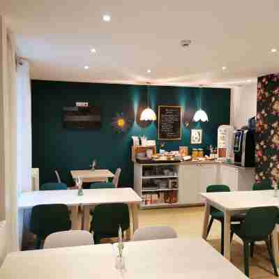 Hôtel La Fontaine Caen Centre Dining/Meeting Rooms