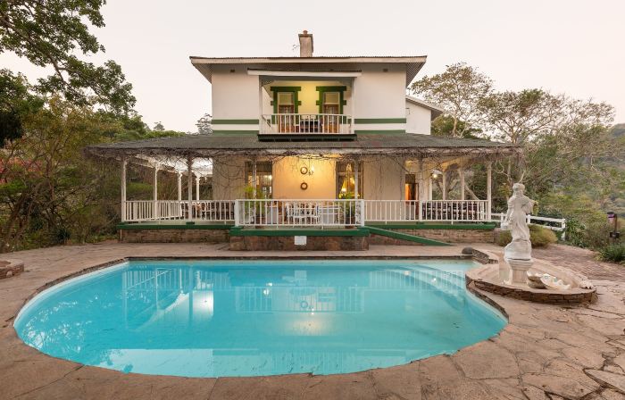 Royston Hall Historical Guesthouse