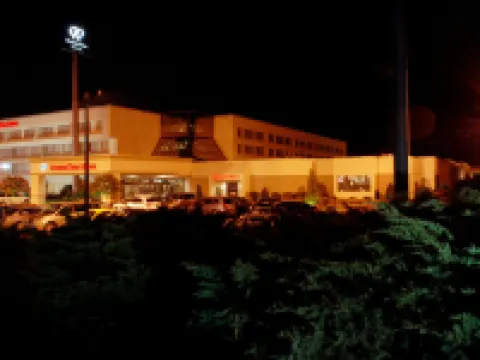 โรงแรมดับเบิลทรีบายฮิลตัน ฟาแยตวิลล์ โรงแรมในเฟย์เอตต์วิลล์