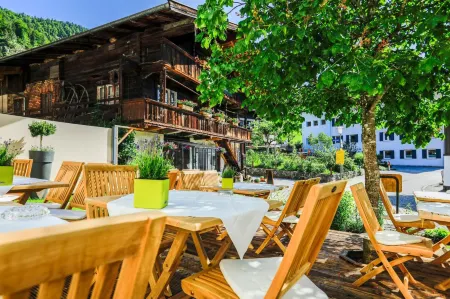 Hotel Oberschmied Отели в г. Райт