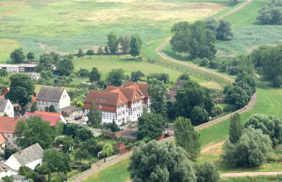 埃爾布里維拉阿爾特普雷斯特酒店