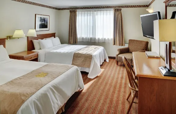 布蘭頓- 湖景套房酒店