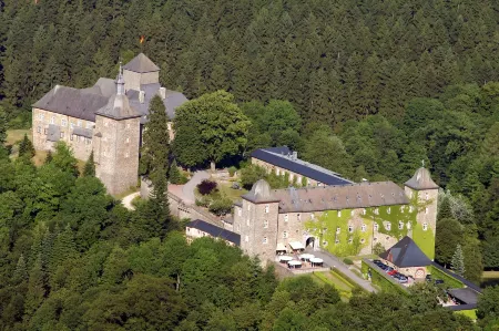 Hotel Und Restaurant Burg Schnellenberg
