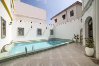 Tembo Palace Hotel - Beach