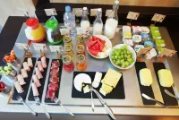 Residhome Asnieres - breakfast