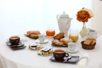 Palazzo Caracciolo del Sole - Desayuno