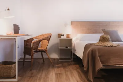 Lindala Hotel berhampiran pantai Malvarrosa
