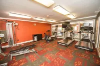Hawthorn Suites by Wyndham Erie - Gym